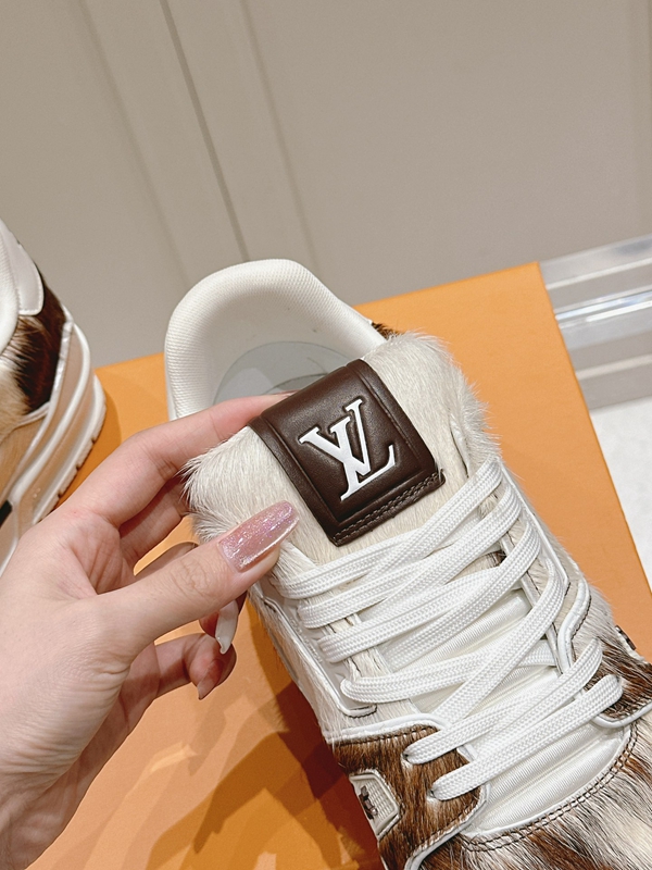 ルイヴィトン靴角部分ディテール